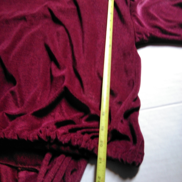 two piece skirt/blouse - Picture 11 of 15